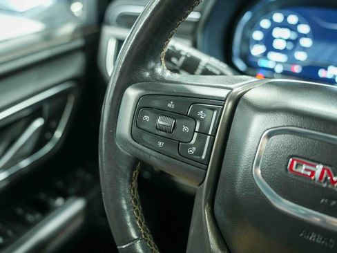 Used 2022 GMC Yukon AT4 image 32