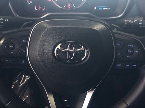 Used 2020 Toyota Corolla SE w/ Carpet Mat Package FWD image 26