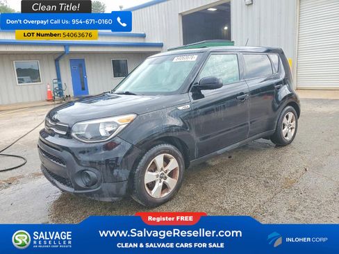 Used 2019 Kia Soul FWD image 1