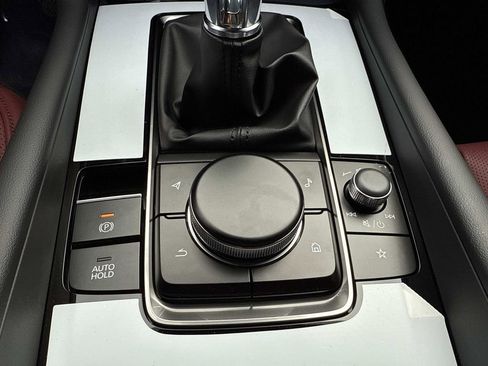 New 2026 MAZDA MAZDA3 2.5 S Hatchback w/ Premium Pkg image 37