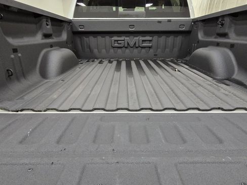 Used 2018 GMC Sierra 1500 SLT image 20