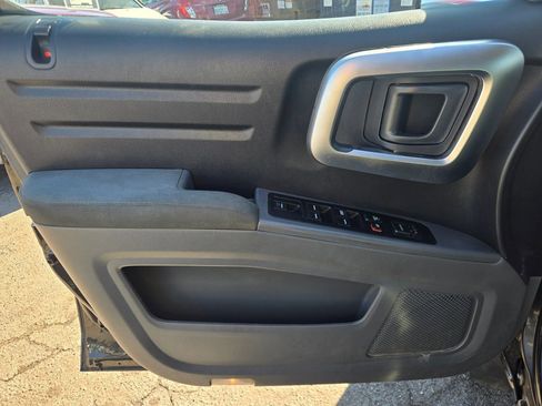 Used 2008 Honda Ridgeline RT image 9
