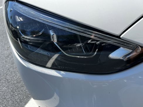 Used 2023 Mercedes-Benz C 300 Sedan image 12