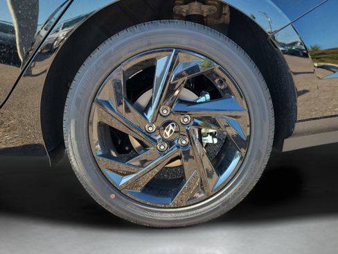 New 2026 Hyundai Elantra SEL FWD image 29
