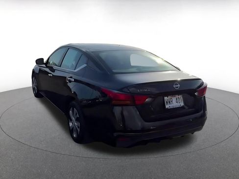 Used 2023 Nissan Altima 2.5 S FWD image 11