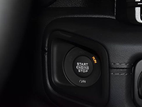 New 2026 Jeep Gladiator Mojave AWD/4WD image 18