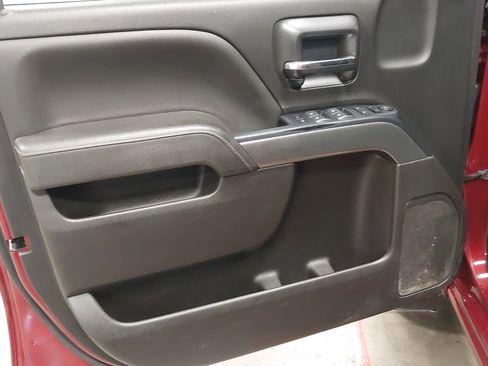 Used 2018 Chevrolet Silverado 1500 LT w/ All Star Edition image 24