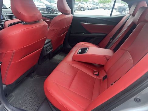 Used 2025 Toyota Camry XSE image 5