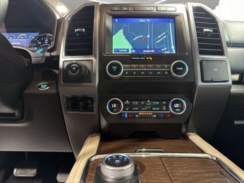Used 2021 Ford Expedition Platinum AWD/4WD image 33