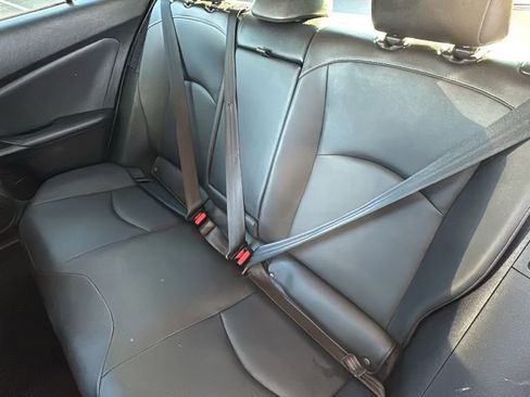 Used 2021 Toyota Prius Prime XLE FWD image 24