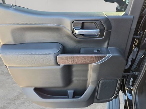 Used 2021 GMC Sierra 1500 Denali w/ Denali Ultimate Package image 17