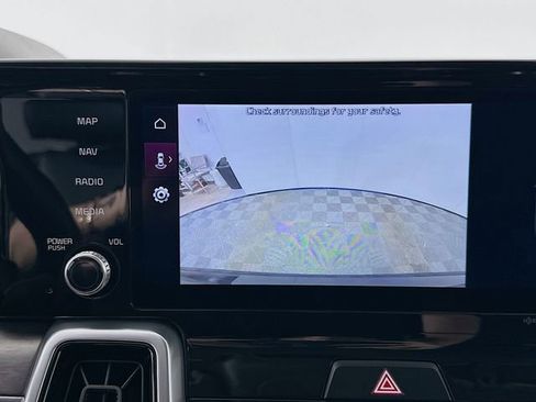 Used 2022 Kia Sorento SX image 14