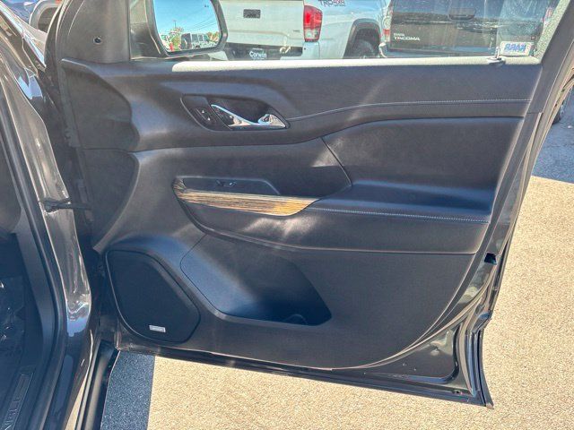 Used 2019 GMC Acadia Denali w/ Technology Package AWD/4WD image 21