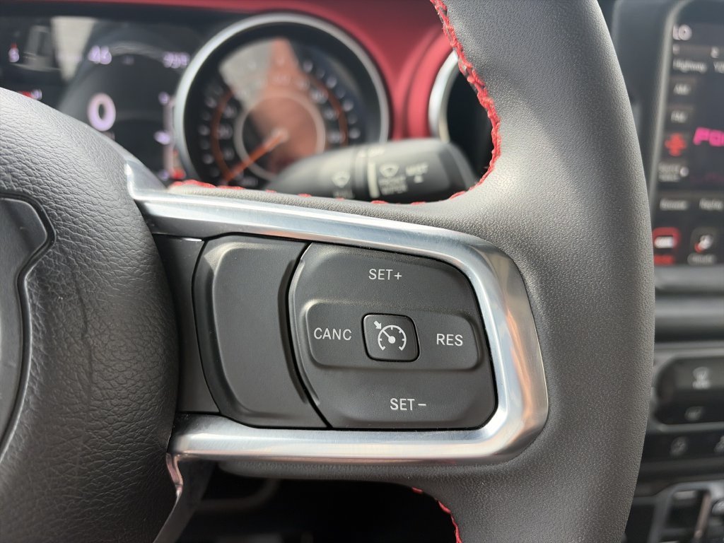 Used 2023 Jeep Gladiator Rubicon AWD/4WD image 20