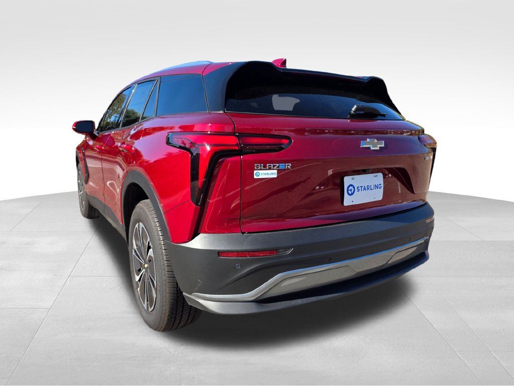New 2025 Chevrolet Blazer EV LT AWD/4WD image 6