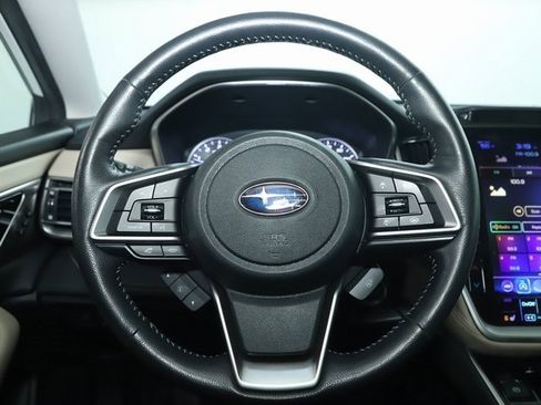 Used 2020 Subaru Outback Limited image 22