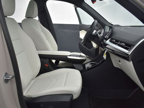 New 2026 BMW X1 xDrive28i w/ Technology Package image 24