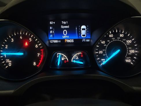 Used 2018 Ford Escape SEL w/ Ford Safe & Smart Package AWD/4WD image 23
