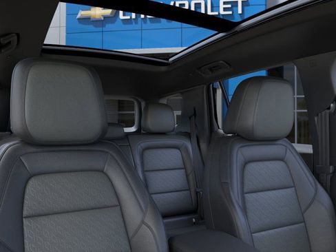 New 2026 Chevrolet Equinox LT w/ Convenience Package II image 24