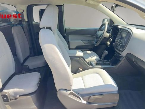 Used 2017 Chevrolet Colorado W/T w/ WT Convenience Package RWD image 14