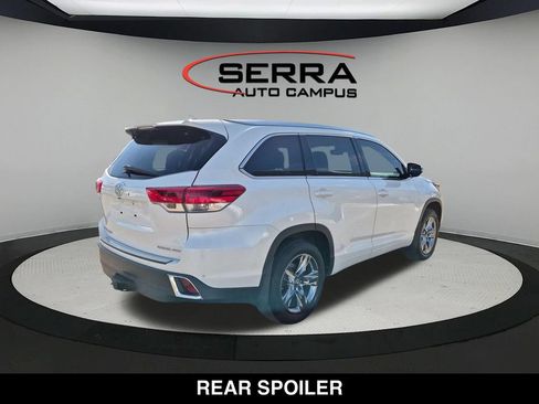Used 2019 Toyota Highlander Limited AWD/4WD image 13