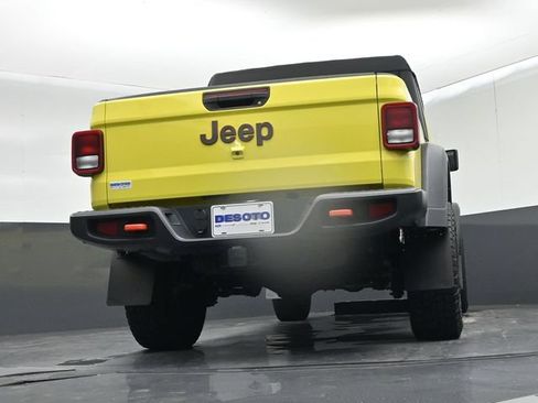 Used 2023 Jeep Gladiator Mojave AWD/4WD image 54