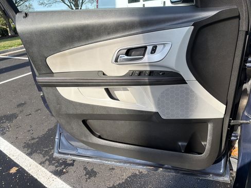 Used 2015 Chevrolet Equinox LT w/ Driver Convenience Package image 14