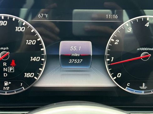 Used 2020 Mercedes-Benz E 350 Sedan image 33