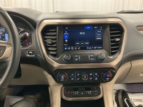 Used 2021 GMC Acadia Denali w/ Denali Technology Package image 28