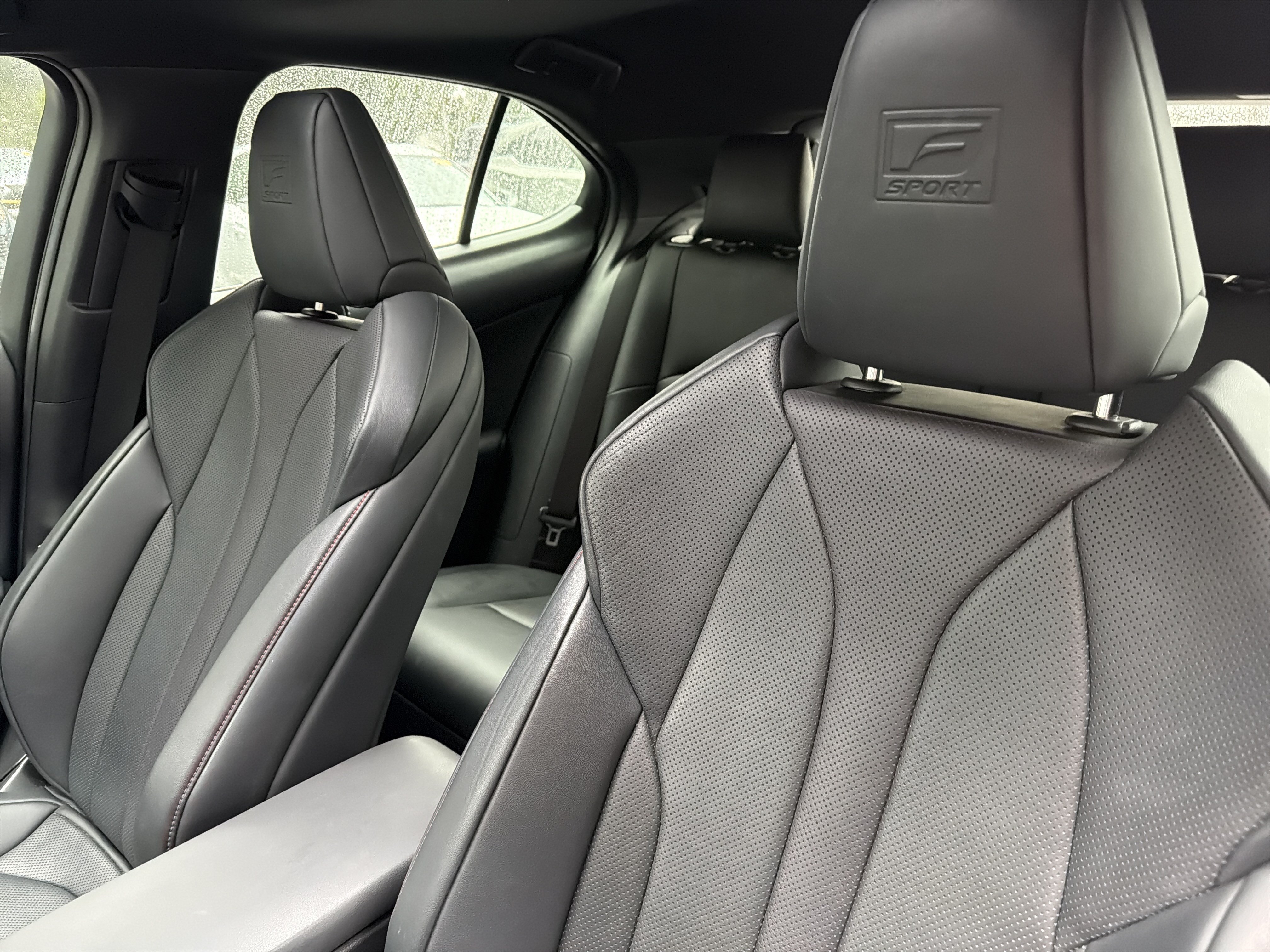 Used 2019 Lexus UX 200 F Sport w/ F Sport Premium Package FWD image 21