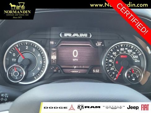Certified 2025 RAM 1500 Big Horn AWD/4WD image 8