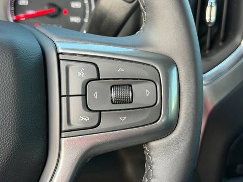 Used 2022 Chevrolet Silverado 1500 LTZ w/ LTZ Convenience Package II AWD/4WD image 26