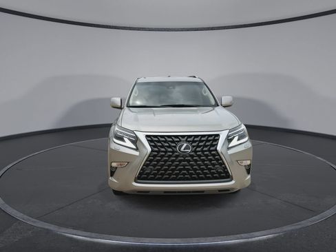 Used 2023 Lexus GX 460 Luxury w/ Accessory Package AWD/4WD image 3