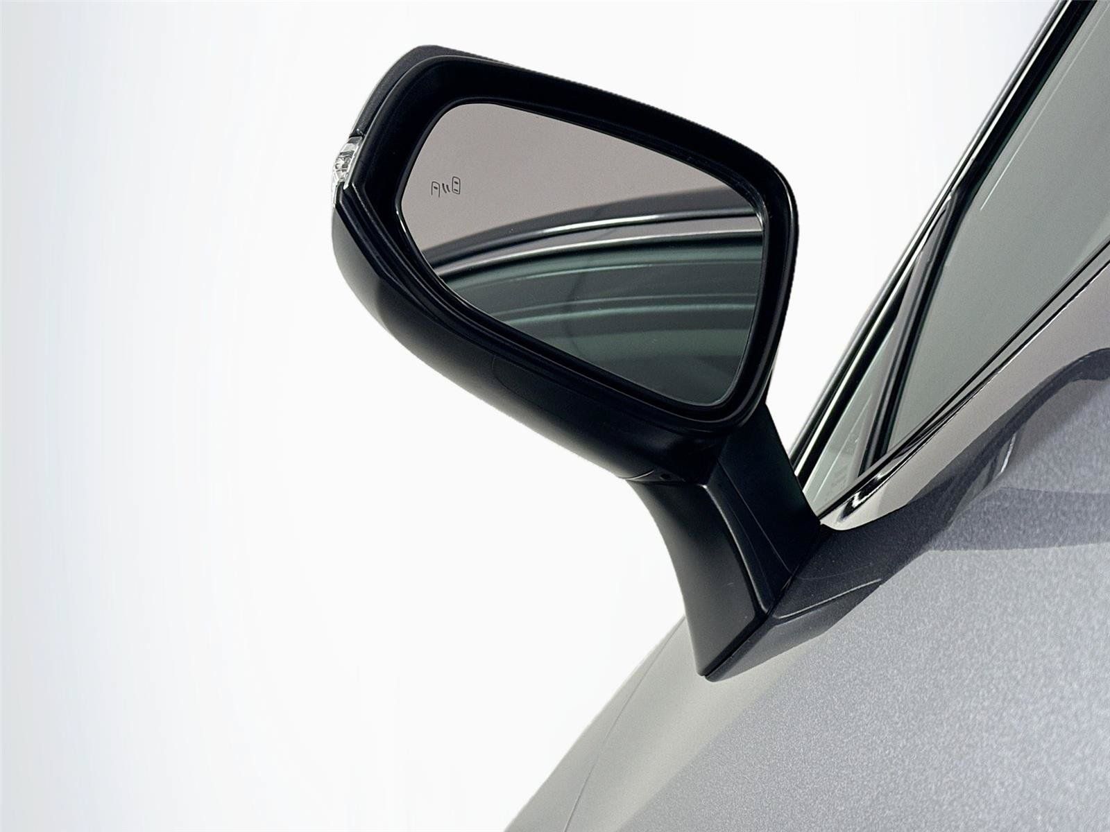 Certified 2025 Toyota RAV4 XLE Premium FWD image 5