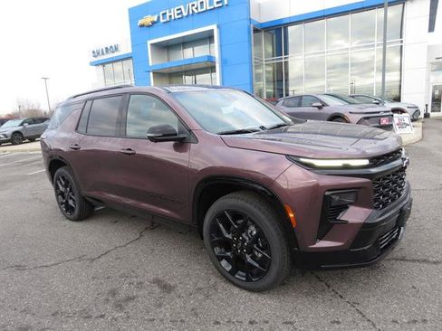 New 2026 Chevrolet Traverse RS w/ LPO, Floor Liner Package image 3