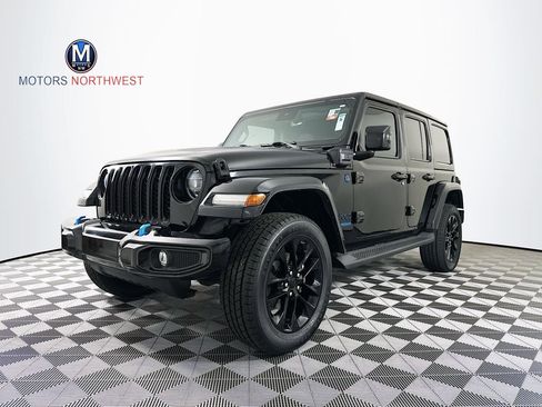 Used 2021 Jeep Wrangler Unlimited Sahara image 1