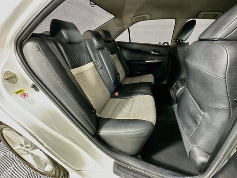 Used 2012 Toyota Camry SE FWD image 28