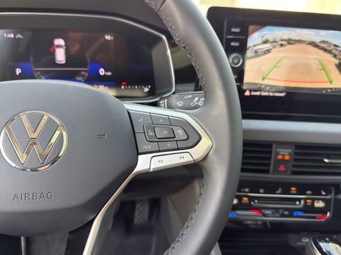 New 2026 Volkswagen Jetta SE FWD image 16