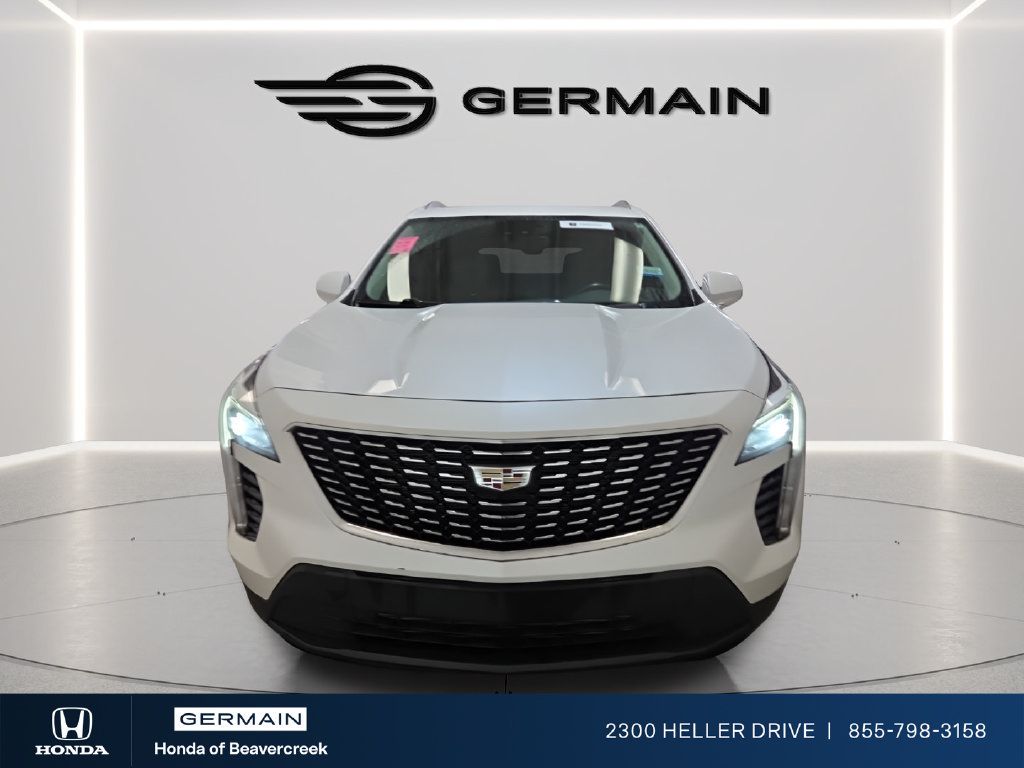 Used 2022 Cadillac XT4 Luxury w/ Cold Weather Package AWD/4WD image 1