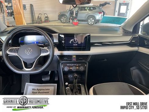 Used 2025 Volkswagen Taos S AWD/4WD image 13