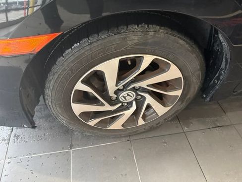 Used 2018 Honda Civic LX image 2