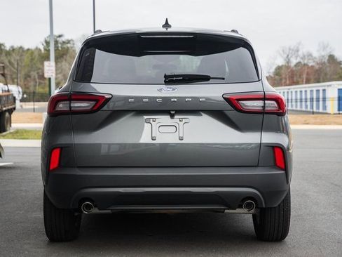 Used 2025 Ford Escape ST-Line image 7
