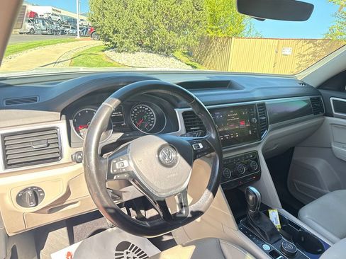 Used 2018 Volkswagen Atlas SEL AWD/4WD image 13
