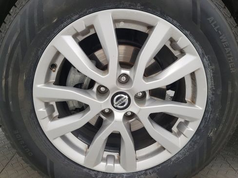 Used 2019 Nissan Rogue SV AWD/4WD image 31