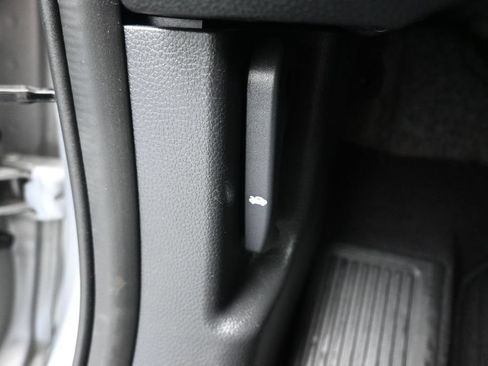 Used 2018 Hyundai Santa Fe AWD w/ SE Ultimate Tech Package 03 image 35