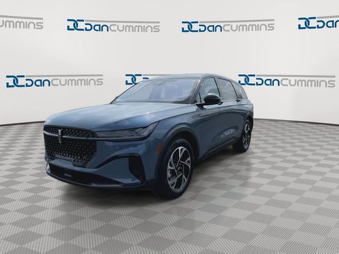 New 2026 Lincoln Nautilus Premier w/ Equipment Group 102A image 4