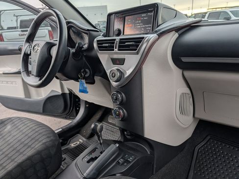 Used 2012 Scion iQ Base image 19