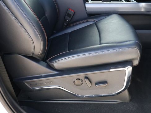 Used 2024 Ford F350 Lariat w/ Lariat Ultimate Package image 19