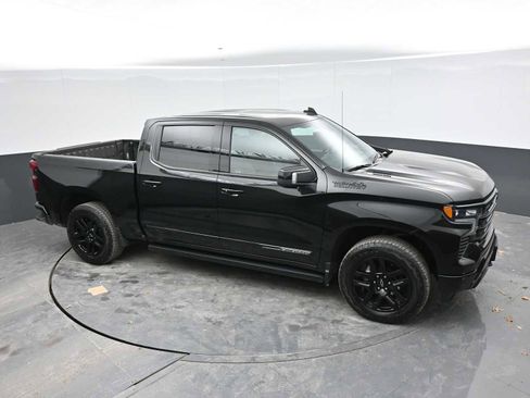 Used 2025 Chevrolet Silverado 1500 High Country w/ Midnight Edition AWD/4WD image 39