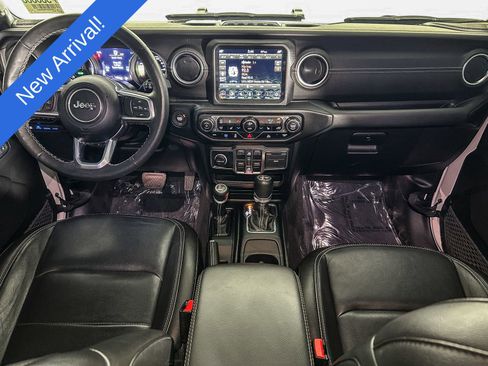 Used 2023 Jeep Wrangler Unlimited Sahara w/ Cold Weather Group image 11